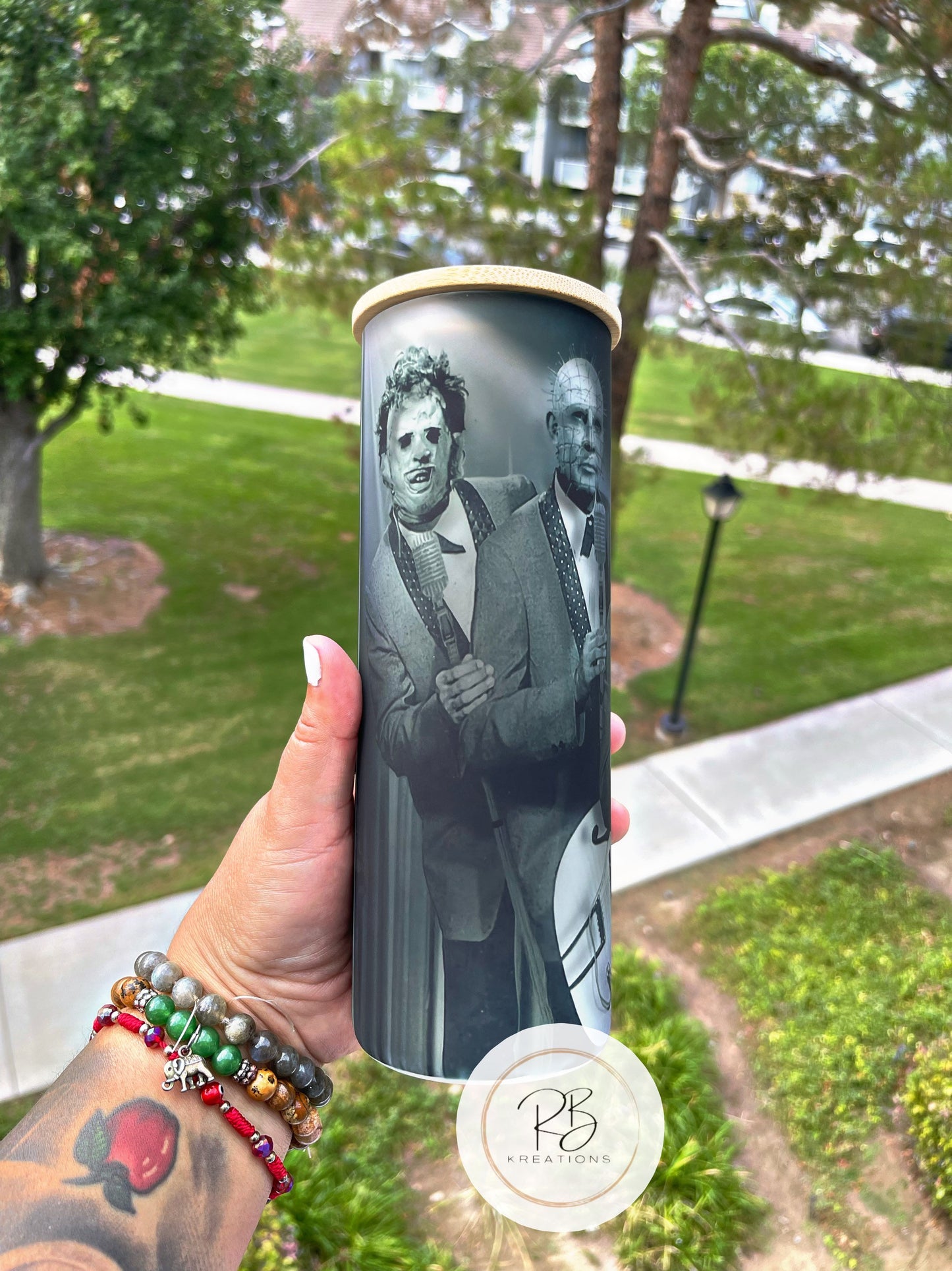 Freddy and the Nightmares Frosted Tumbler | Horror tumbler | Halloween tumbler | 25oz Skinny Frosted glass | Glass Tumbler | Sweat Dreams