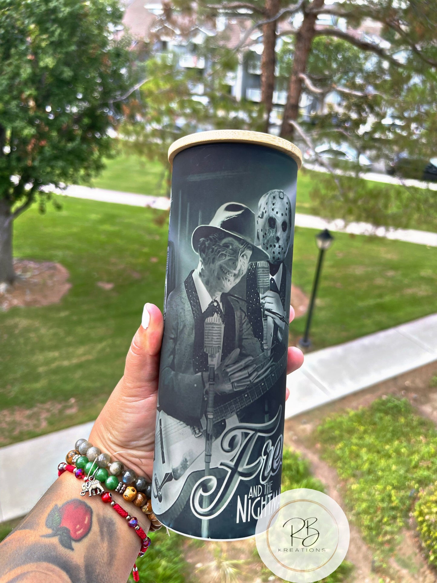 Freddy and the Nightmares Frosted Tumbler | Horror tumbler | Halloween tumbler | 25oz Skinny Frosted glass | Glass Tumbler | Sweat Dreams