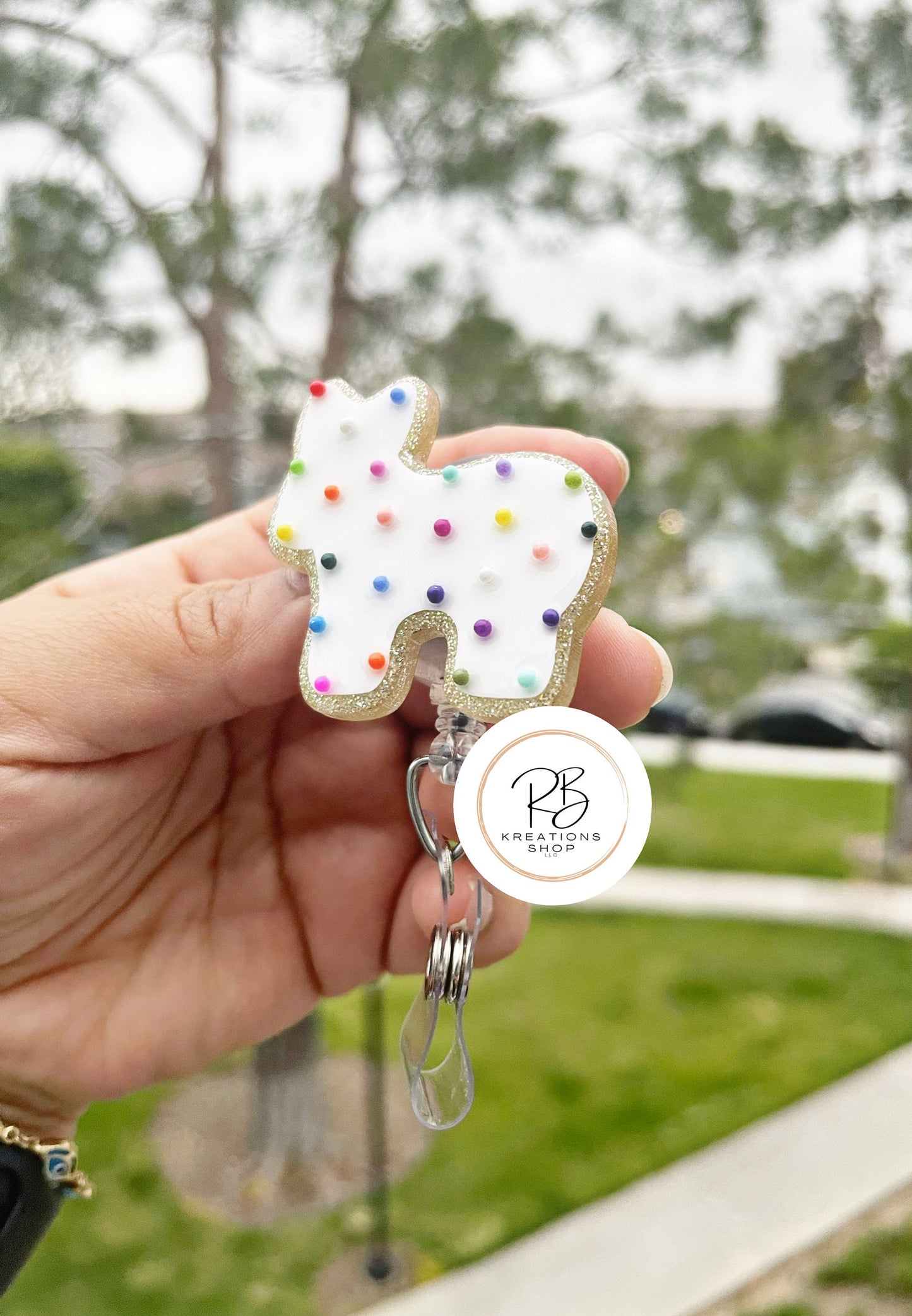 Animal Cookie Badge Reel | White Animal Cookie | Cookie Badge Reel | Cute Badge Holder | Nurses | Retractable | Name tag | Interchangeable